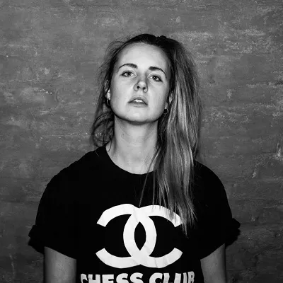 MØ